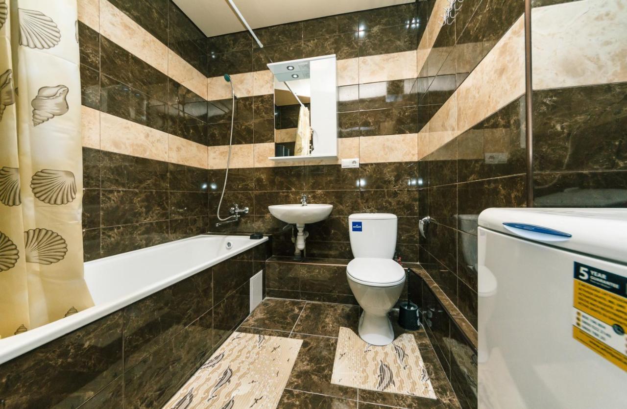 Poznyaky Apartments Patriotika Kiev Eksteriør bilde